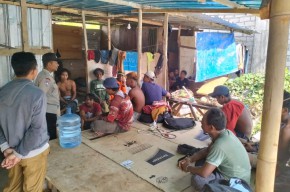 Bhabinkamtibmas Imbau Kamtibmas Kepada pekerja Proyek Bangunan