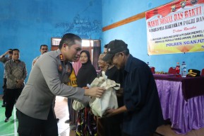 Jalankan Program NCS, Polres Nganjuk Gelar Bakti Sosial dan Pengobatan Gratis Untuk Warga Nglaban