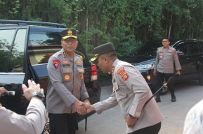 Tinjau Bangunan Baru Polres Bandara, Kapolres Sambut Kapolda Bali