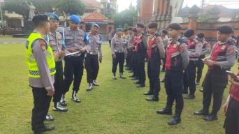 Kontrol Kekuatan Personil Subsatgas Propam Cek dan Awasi Apel Operasi