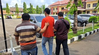 Polres Situbondo Ungkap Narkoba, Tersangka Pengedar dan Ratusan Pil Trex Berhasil Diamankan