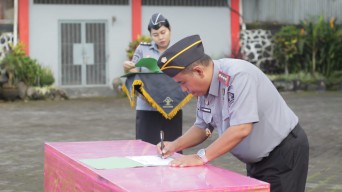 Komitmen Bersama Lanjutkan Pembangunan, Lapas Narkotika Bangli Deklarasi Janji Kinerja dan Canangkan ZI