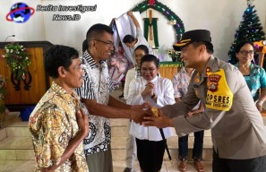 Minggu Kasih Polres Buleleng Kunjungi GKPB Bukit Zaitun Kedis