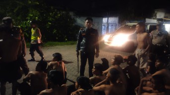 Polsek Simokerto Gercep Amankan Sejumlah Gerombolan Peresah Masyarakat