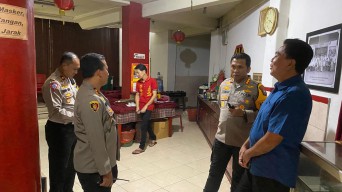 Jamin Perayaan Imlek Kondusif, Polresta Sidoarjo Sebar Personel di Sejumlah Klenteng