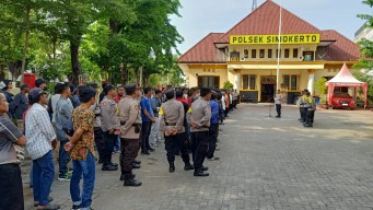 Polsek Simokerto Apel Pengamanan TPS Pemilu 2024