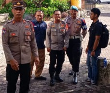 Pleno Rekapitulasi Perhitungan Suara Tingkat Kecamatan, Aparat Kepolisian Lakukan Pengamanan
