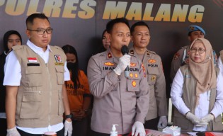 Polisi Berhasil Bongkar Jaringan Pemalsu Beras Bulog Jadi Kemasan Premium di Malang