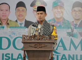 Hadiri Pondok Ramadhan SMK Islam Bustanul Ulum Kapolres Jember Beri Motivasi Santri