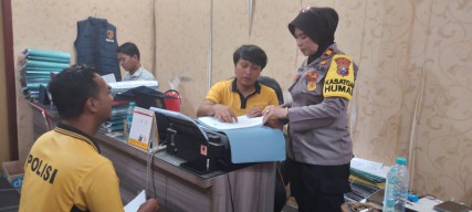Satreskrim Polres Bangkalan Berikan Klarifikasi Terkait Berita dengan Judul Dua Tahun Mandek, Polres Bangkalan Didesak Tuntaskan Kasus Sengketa Lahan PT. Graha