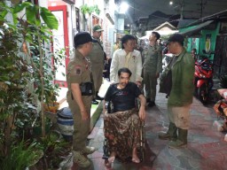 Terlantar Akibat Stroke di Makasar, Dedi Akhirnya di Pindahkan ke Liponsos Keputih Surabaya