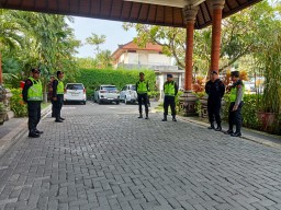 Polda Bali, melalui Satgas OMG Amankan Sidang Pleno Tingkat Kota Denpasar