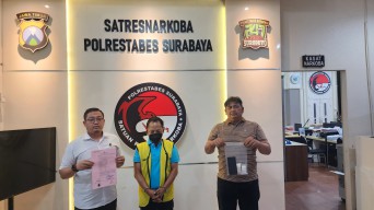 Pengedar Sabu Berhasil Ditangkap Satresnarkoba Polrestabes Surabaya