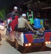 Kapolsek Tanggulangin Lakukan Giat Patroli Sahur Keliling