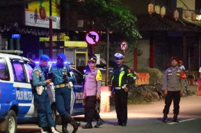 Harkamtibmas di Bulan Ramadhan, Polres Pelabuhan Tanjung Perak Gelar Patroli Skala Besar