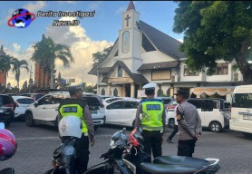Polres Bandara Ngurah Rai Siagakan Personil Pengamanan Ibadah Gereja Ekklesia 