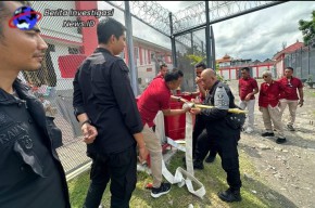 Tingkatkan Kewaspadaan, Petugas Lapas Kerobokan Lakukan Pelatihan Mitigasi Bencana Kebakaran