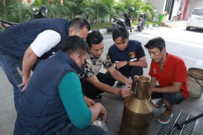 Cegah Kecurangan Penjualan BBM, Polres Lamongan Sidak SPBU Jelang Mudik Lebaran