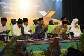 Gus Muhdlor Peringati Malam Nuzulul Quran Bersama FKKTPQ, Titip Doa Surat Al Ikhlas
