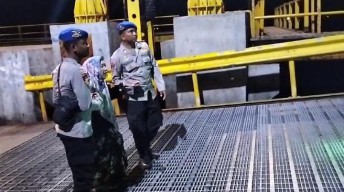 Layanan Prima Balik Mudik Lebaran Polres Situbondo Siagakan Personel di Pelabuhan Jangkar