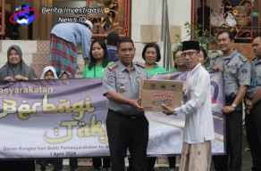 Lapas Narkotika Bangli Berbagi Takjil Gratis ke Masyarakat 
