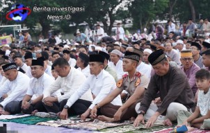 Pangdam IX/Udayana Sholat Ied Bersama Ribuan Warga Umat Islam