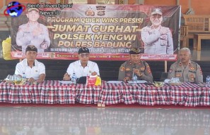 Simakrama Jumat Curhat Polsek Mengwi di Kantor Desa Adat Lukluk 