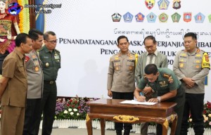 Kapolda Bali Hadiri Penandatanganan NPHD Pengamanan Pemilukada Serentak 2024