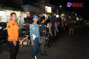 Harkamtibmas Polres Pelabuhan Tanjung Perak Gelar Patroli Skala Besar