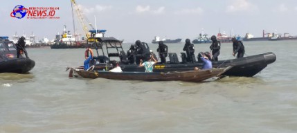 Ditpolairud Polda Jatim Sisir Perairan Selat Bali, Imbangi Operasi Puri Agung 2024 Untuk WWF ke -10