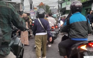 Benang Kusut Kemacetan di Jalan Taruna Wage Sidoarjo Satpol PP dan Dishub Harus Tertibkan