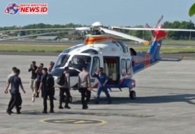 Kabarharkam Polri Menuju Ketapang dan Lombok Naik Helikopter Cek Kesiapan Personil