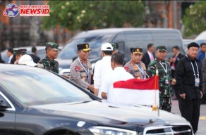 Kapolda Bali dampingi Kapolri dan Panglima TNI Antar Keberangkatan Presiden RI