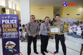 Police Goes to School di SMA Muhammadiyah 1 Gresik, Tanamkan Kesadaran Tertib Lalu Lintas Sejak Dini