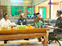 Polres Nganjuk Bersama Radio Cakra Krisna Gelar Talk Show Sambut HANI