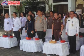 Kapolsek Denbar Dampingi Kapolresta Denpasar Hadiri Pemusnahan Barang Bukti dan Arsip Inaktif 