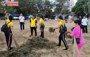 Sambut Hari Bhayangkara, Bersihkan Pantai dan Pelepasliaran Tukik di Pantai Mertasari