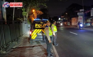 Polsek Abiansemal Beri Rasa Aman Masyarakat Giatkan Patroli Blue Light