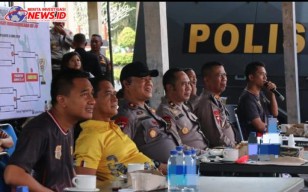 Kapolres Badung AKBP Teguh Saksikan Final Kejuaraan Voli Antar Satker