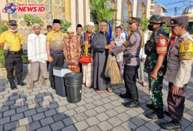 Sambut HUT ke 78 Bhayangkara, Bakti Religi di Masjid Raya Baiturrahmah