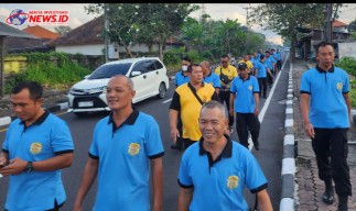 Sabtu Sehat Kapolsek Mengwi Pimpin Jalan Santai