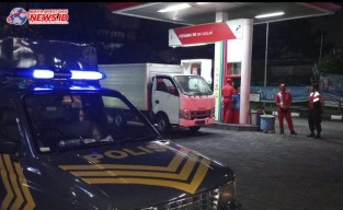 Antisipas GK Polsek Mengwi Gelar Blue Light Patrol Sambangi SPBU