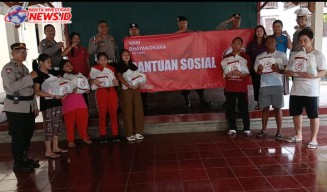 Bakti Sosial Rangkaian Hari Bhayangkara, Polsek Denbar Bagikan Sembako