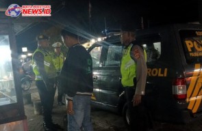Patroli Biru Polsek Abiansemal Sasar Para Pedagang Berikan Imbauan Kamtibmas
