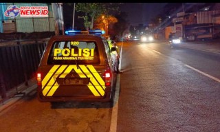 Patroli Biru Polsek Abiansemal Lakukan Strong Point di Batas Kota