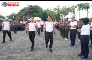 Pangdam IX Udayana dan Kapolda Bali Olah Raga Bersama di Kuta
