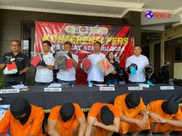 Polres Tulungagung Berhasil Ungkap 35 Kasus Kejahatan, 38 Tersangka Diamankan