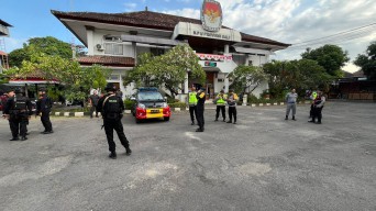 Antisipasi Gangguan Kamtibmas Satgas Ops Cipkon Patroli Kantor KPU Bawaslu 