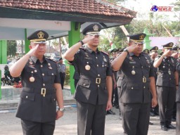 Semarak HUT RI Ke-79 dan Hari Pengayoman Lapas Narkotika Kelas IIA Pamekasan Gelar Ziarah dan Upacara Tabur Bunga di TMP Panglegur