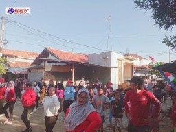 Semarakkan HUT RI ke- 79, Kelurahan Rongtengah RT.03 RW.04 Gelar Jalan Sehat 